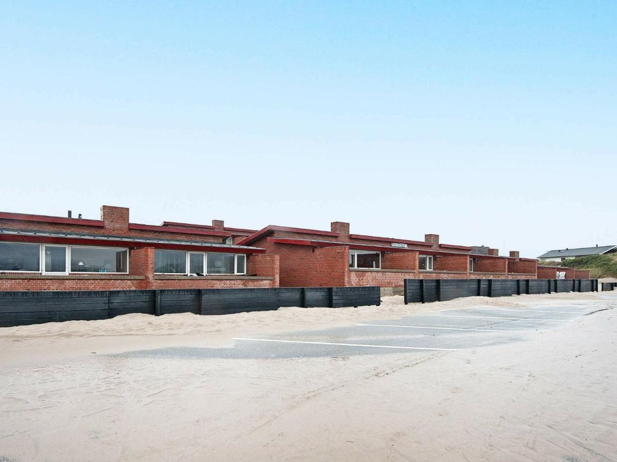 Two-Bedroom Holiday Home In Henne 7 헨느스트랜드 외부 사진